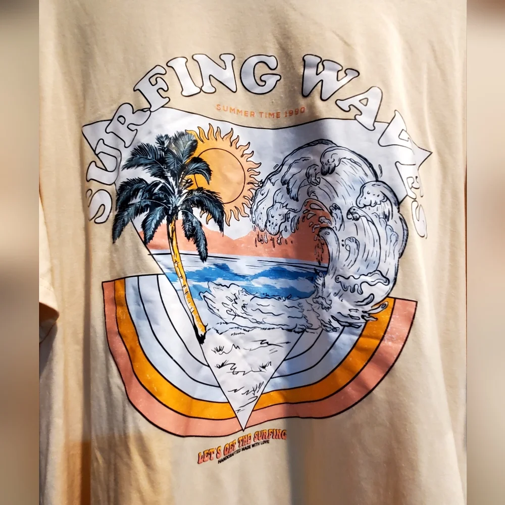 Shein, Women's size Large, T-Shirt, Brand New, Never Worn, Surfing Waves - Picture 2 of 7